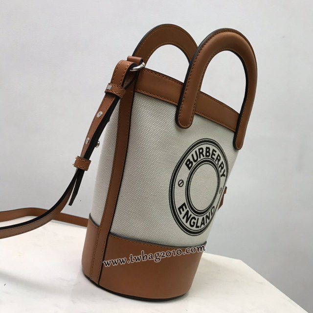 Burberry專門店新款馬術風格的棉質帆布水桶包 巴寶莉手拎肩背女包 yxb1491